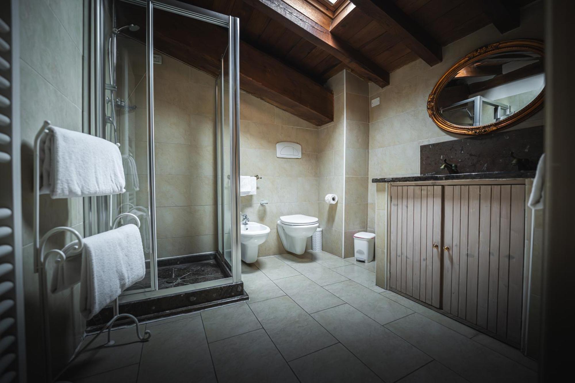 Hotel La Tavola Rotonda 콜트마지오리 객실 사진