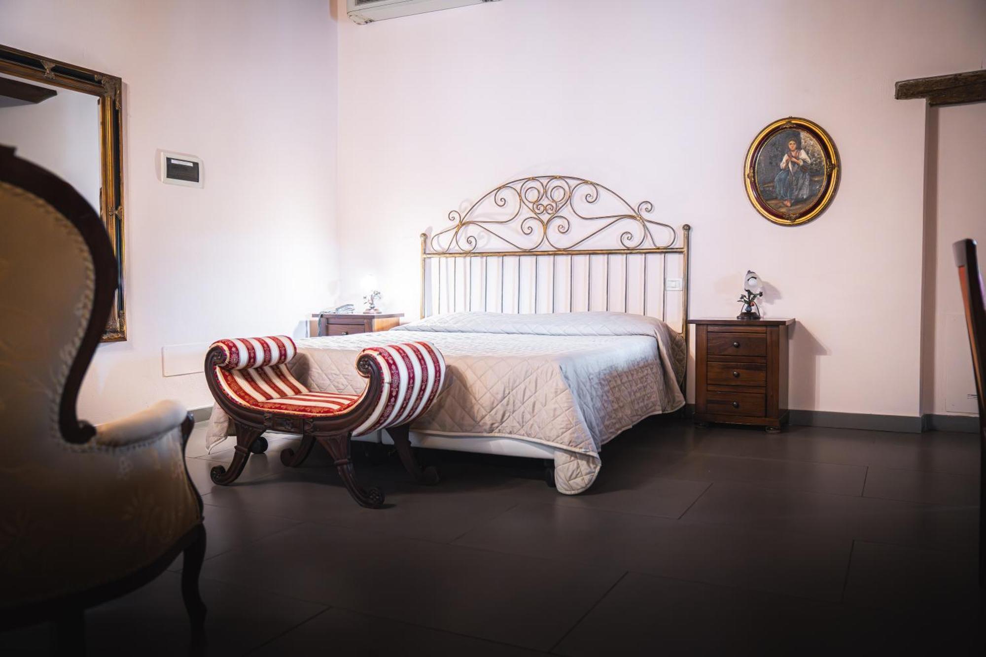 Hotel La Tavola Rotonda 콜트마지오리 외부 사진